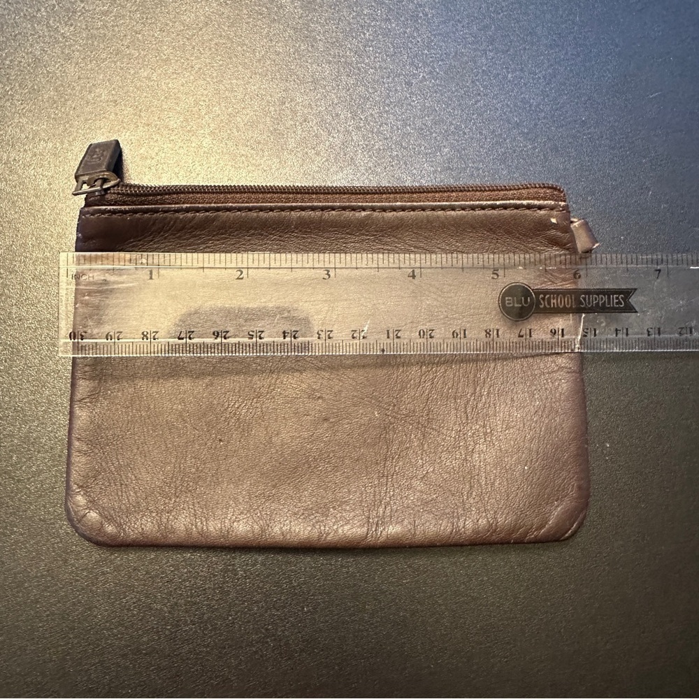 UGG Brown Leather Cosmetic zippered Bag Essential Organizer for purse - Picture 9 of 12